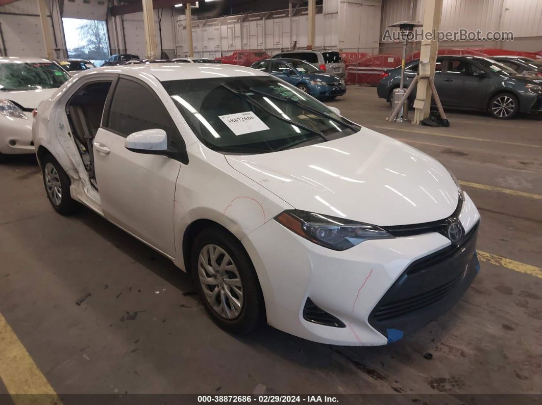 2017 Toyota Corolla Le White vin: 5YFBURHE8HP701291