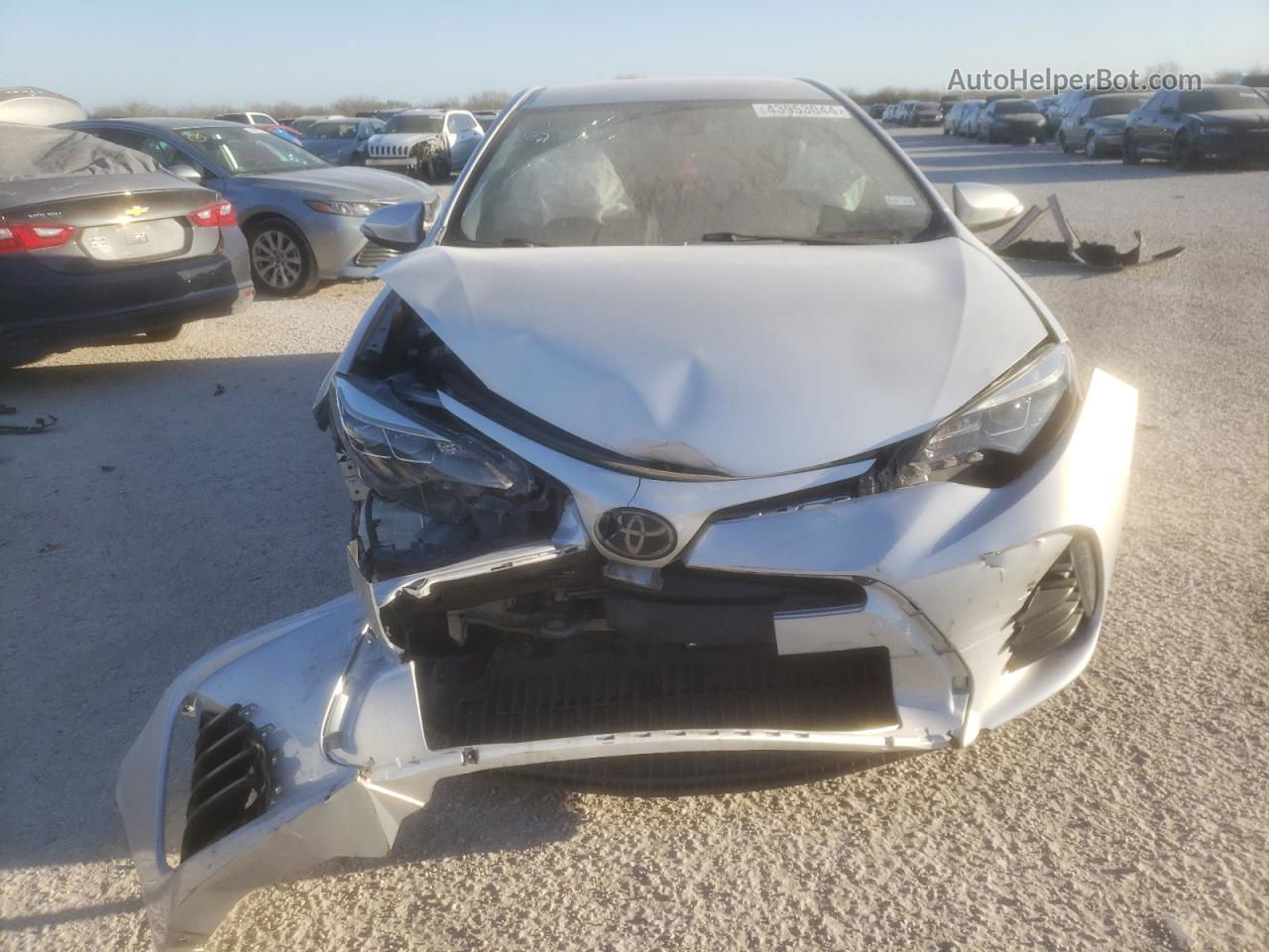 2019 Toyota Corolla L Silver vin: 5YFBURHE8KP902860