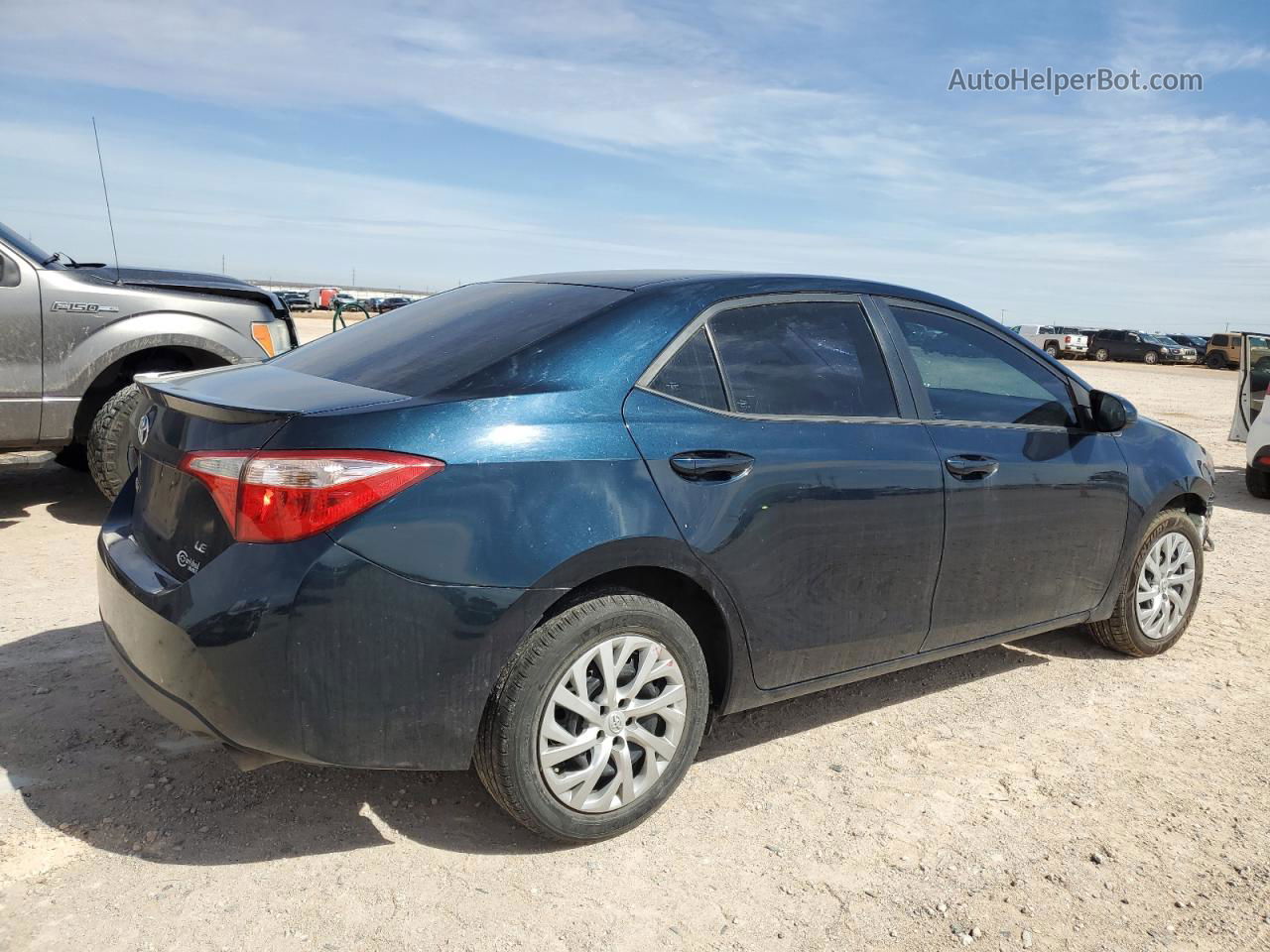 2019 Toyota Corolla L Синий vin: 5YFBURHE8KP923501