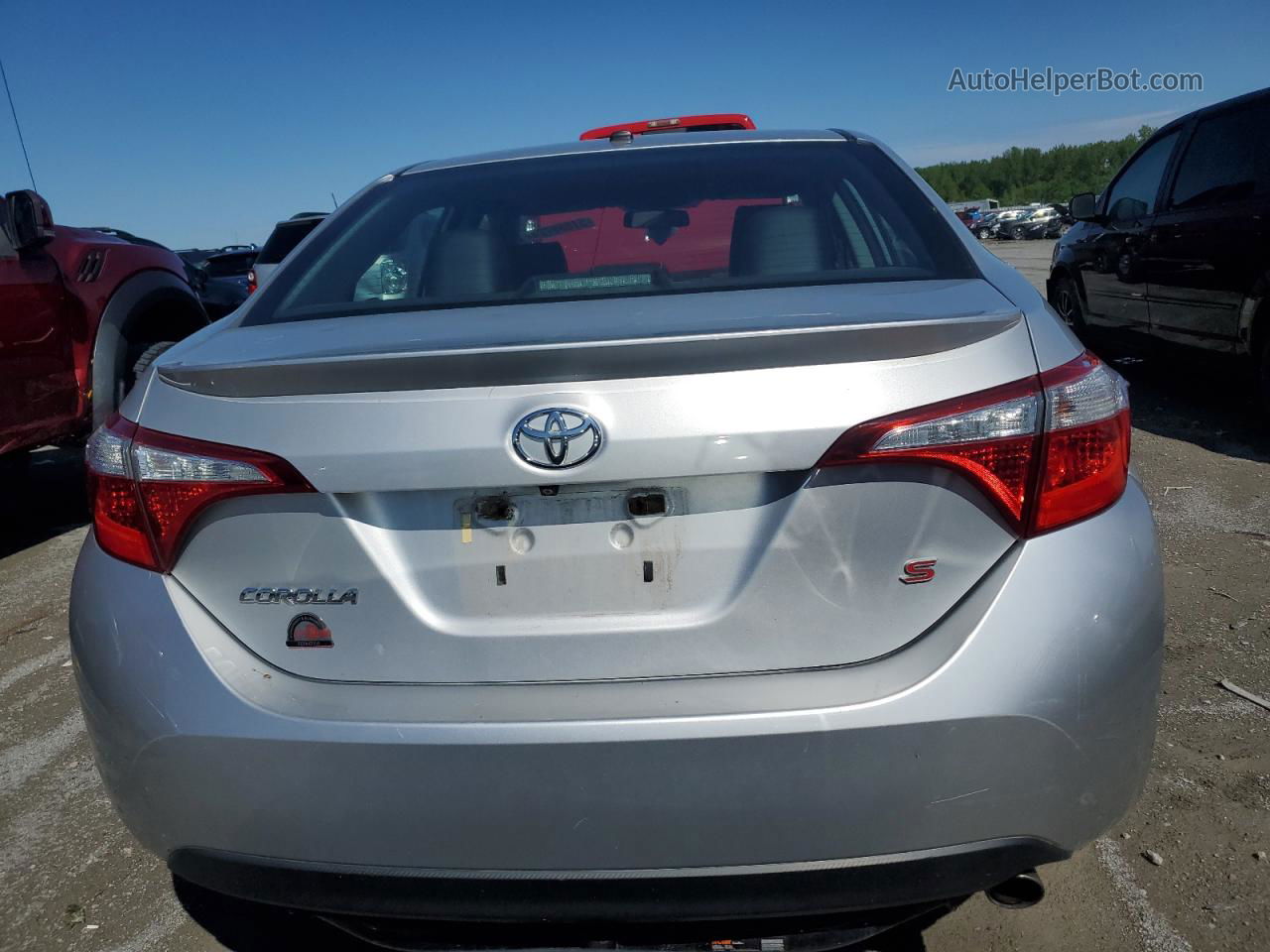 2014 Toyota Corolla L Silver vin: 5YFBURHE9EP105795