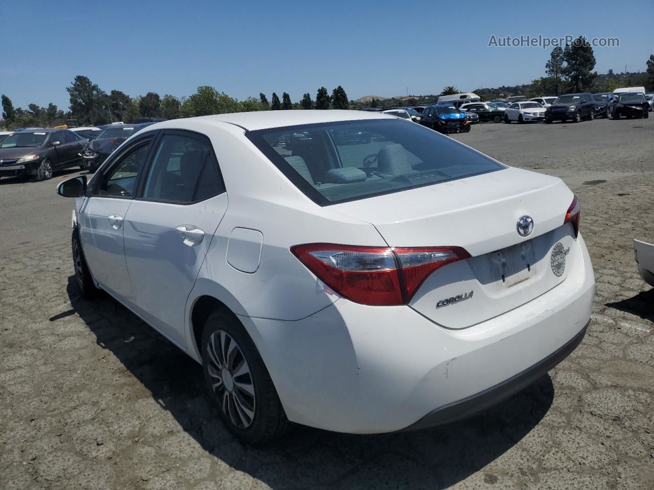 2014 Toyota Corolla L White vin: 5YFBURHE9EP132219