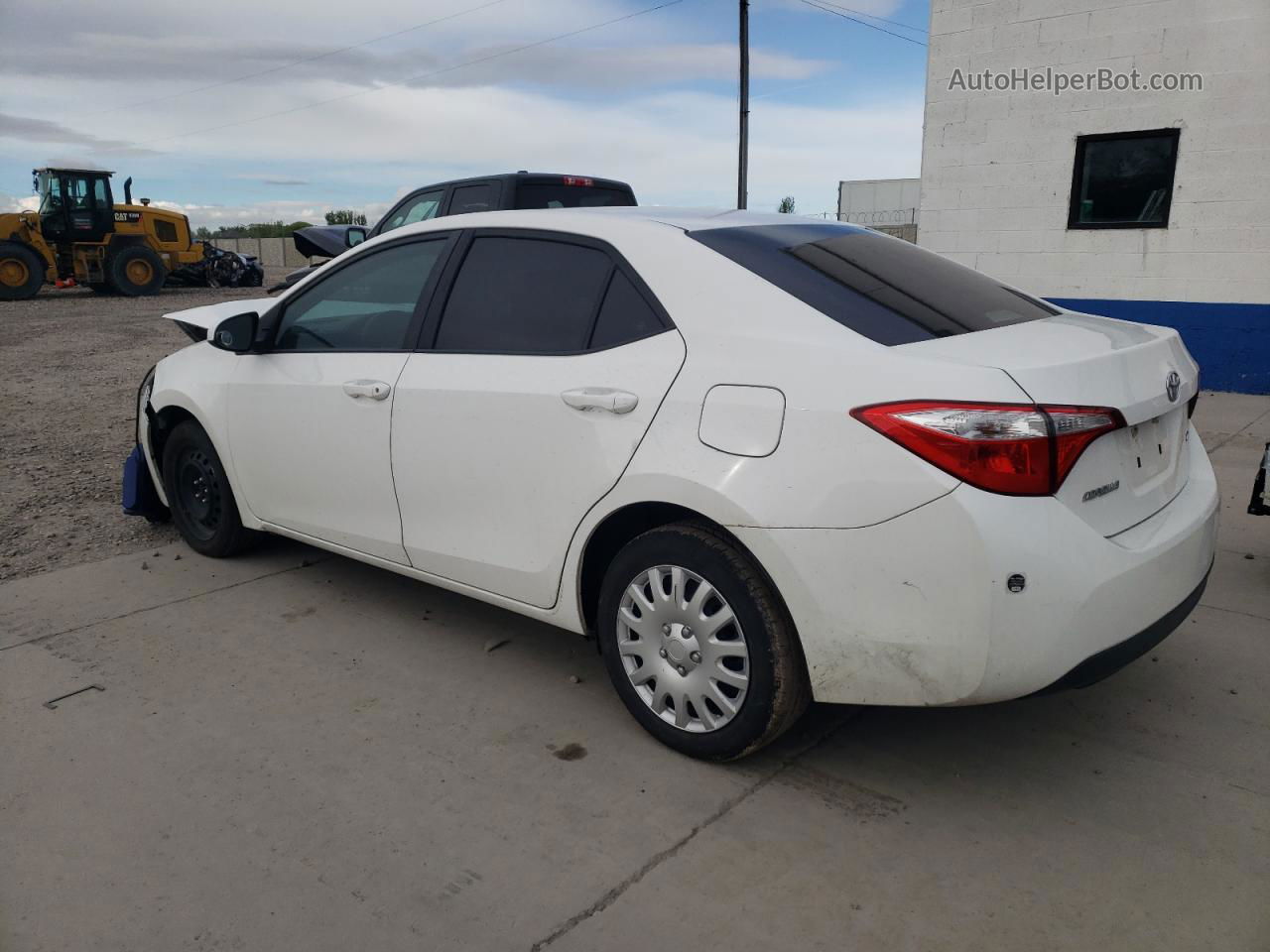 2014 Toyota Corolla L White vin: 5YFBURHE9EP172123