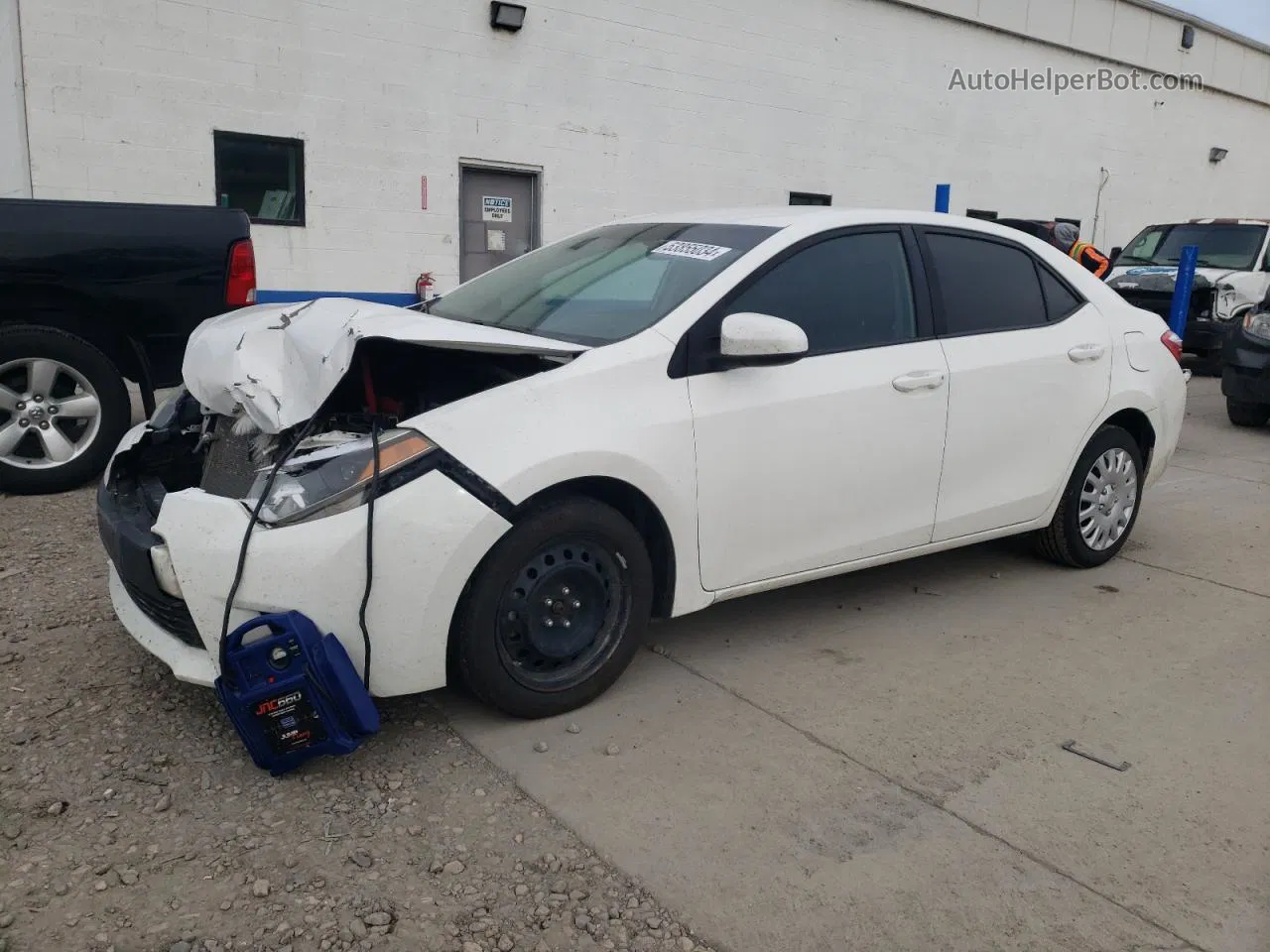 2014 Toyota Corolla L White vin: 5YFBURHE9EP172123