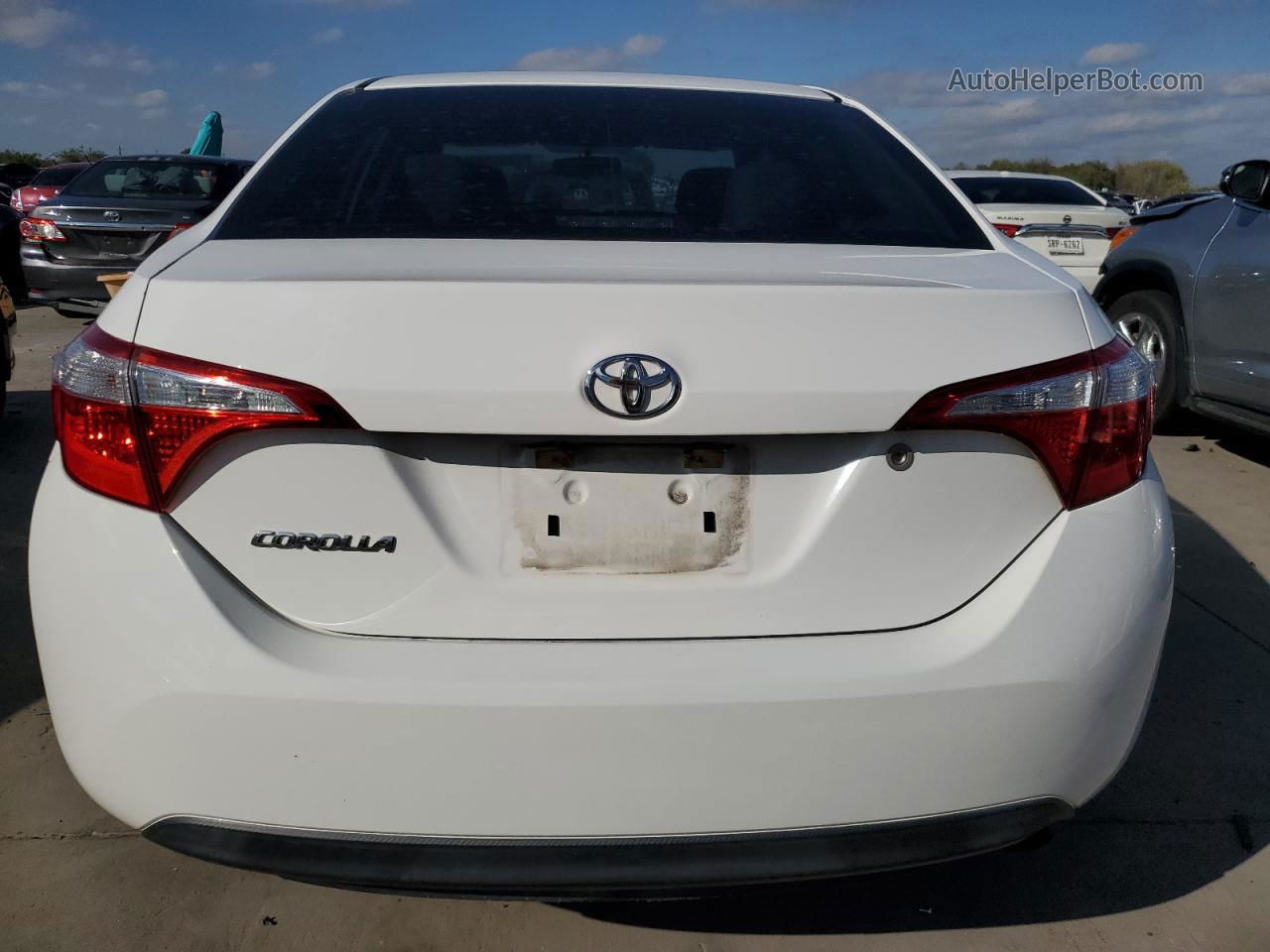 2014 Toyota Corolla L White vin: 5YFBURHE9EP174776