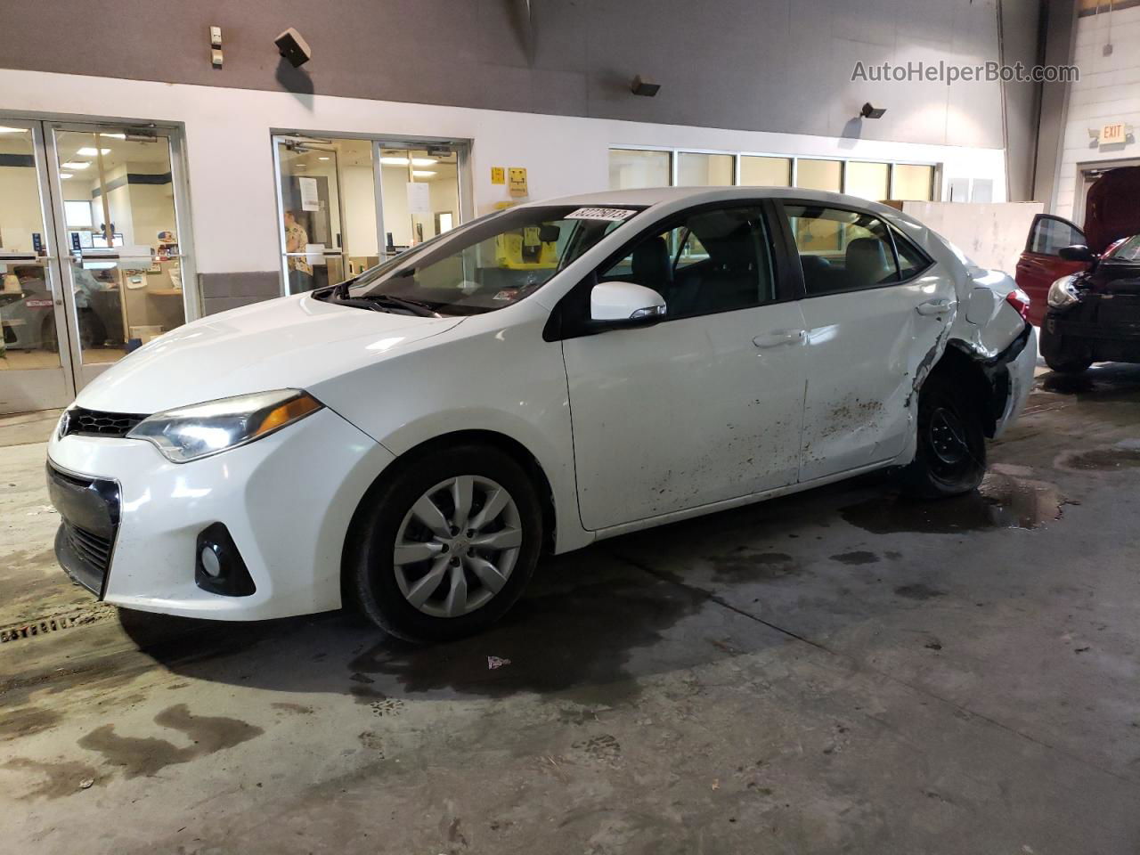 2015 Toyota Corolla L White vin: 5YFBURHE9FP266729