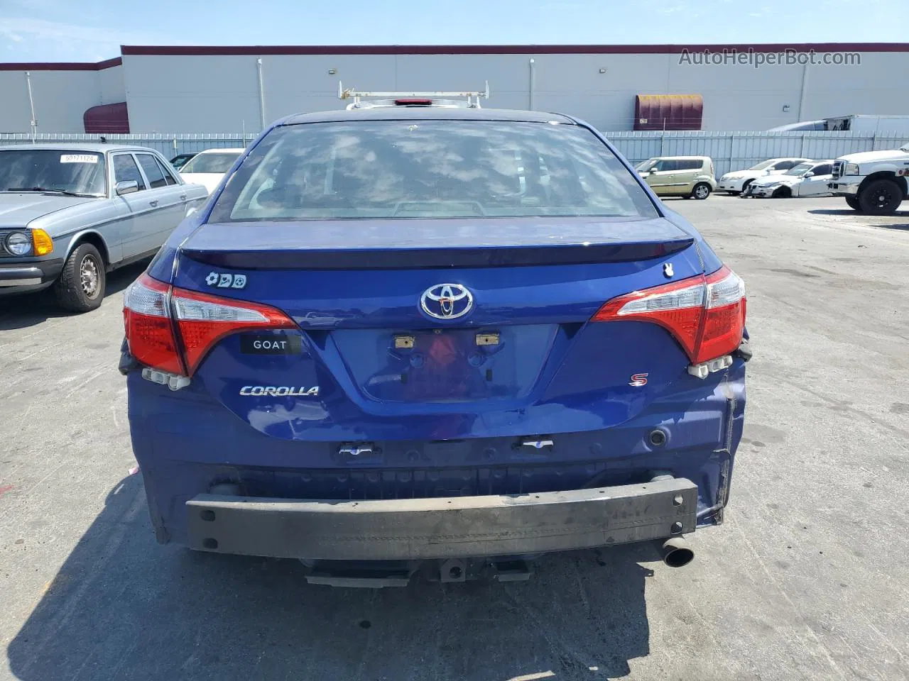 2015 Toyota Corolla L Blue vin: 5YFBURHE9FP273809