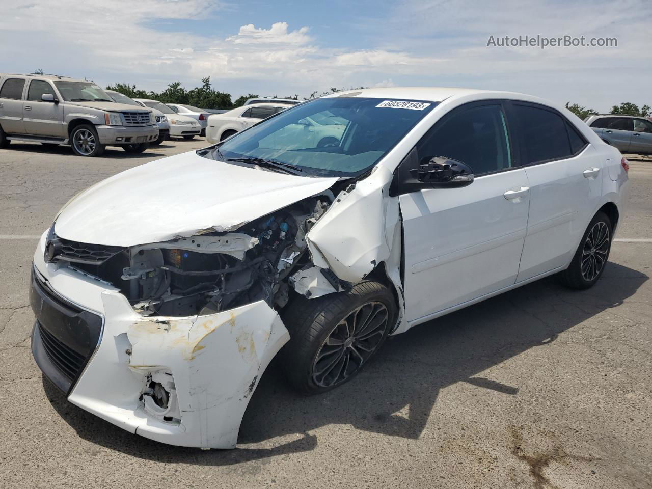 2015 Toyota Corolla L Белый vin: 5YFBURHE9FP336424