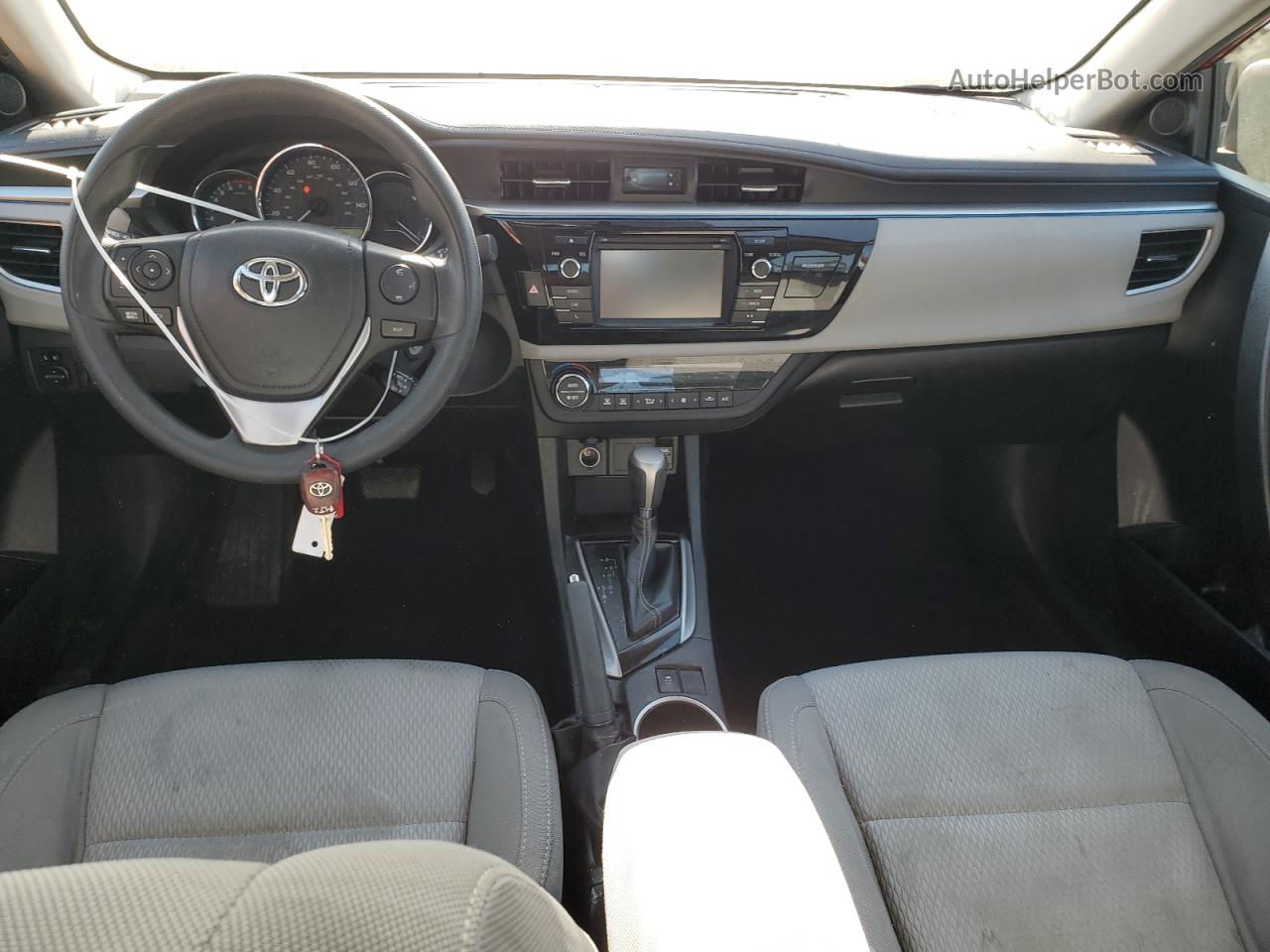 2016 Toyota Corolla L Красный vin: 5YFBURHE9GP375239