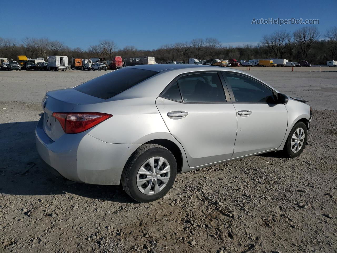 2017 Toyota Corolla L Серебряный vin: 5YFBURHE9HP667281