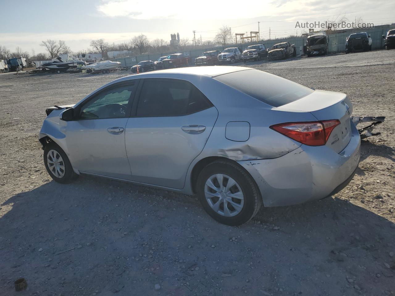 2017 Toyota Corolla L Серебряный vin: 5YFBURHE9HP667281