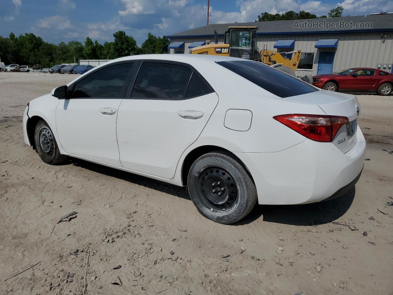 2019 Toyota Corolla L White vin: 5YFBURHE9KP863972