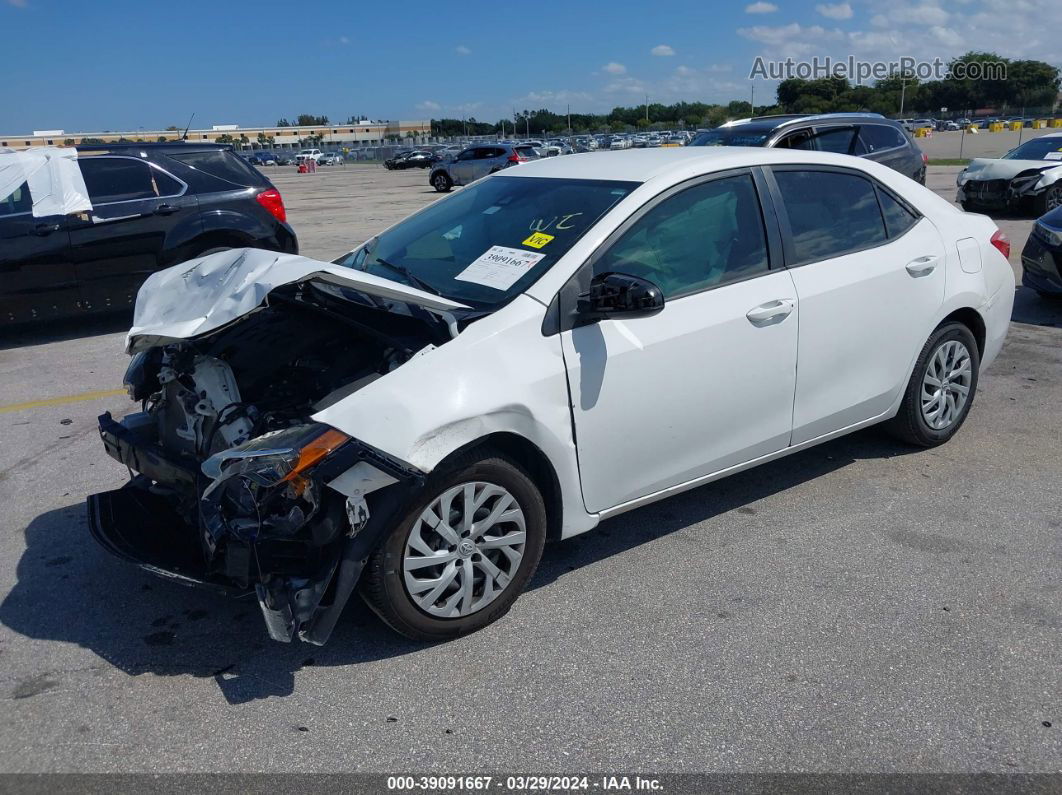 2019 Toyota Corolla Le White vin: 5YFBURHE9KP878228