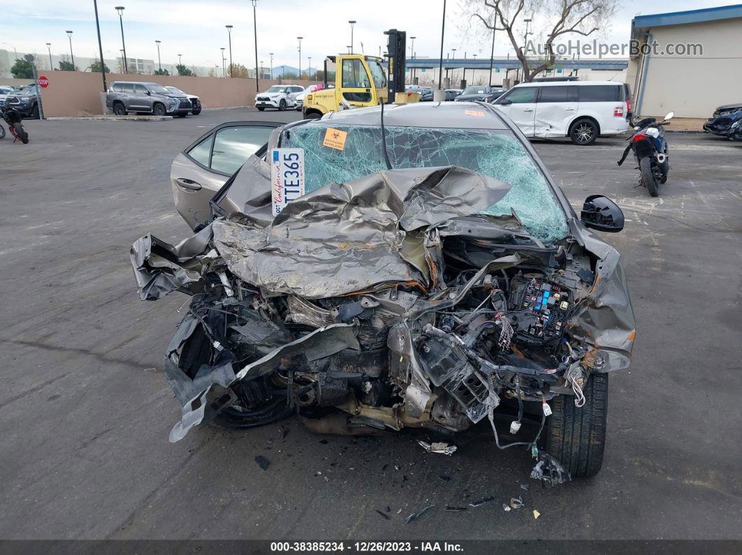 2019 Toyota Corolla Le Коричневый vin: 5YFBURHE9KP897183