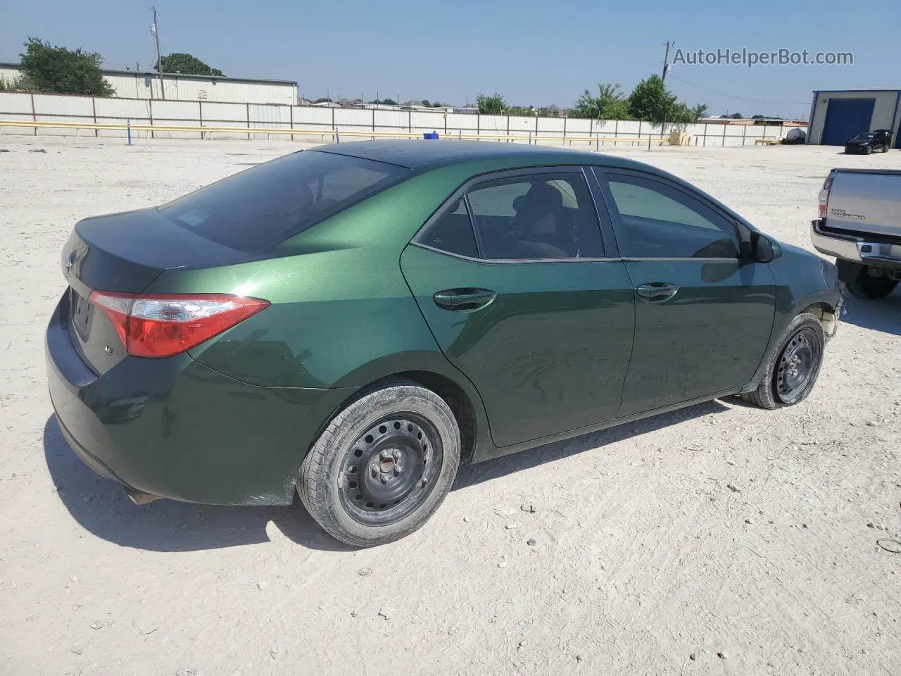 2014 Toyota Corolla L Green vin: 5YFBURHEXEP017631