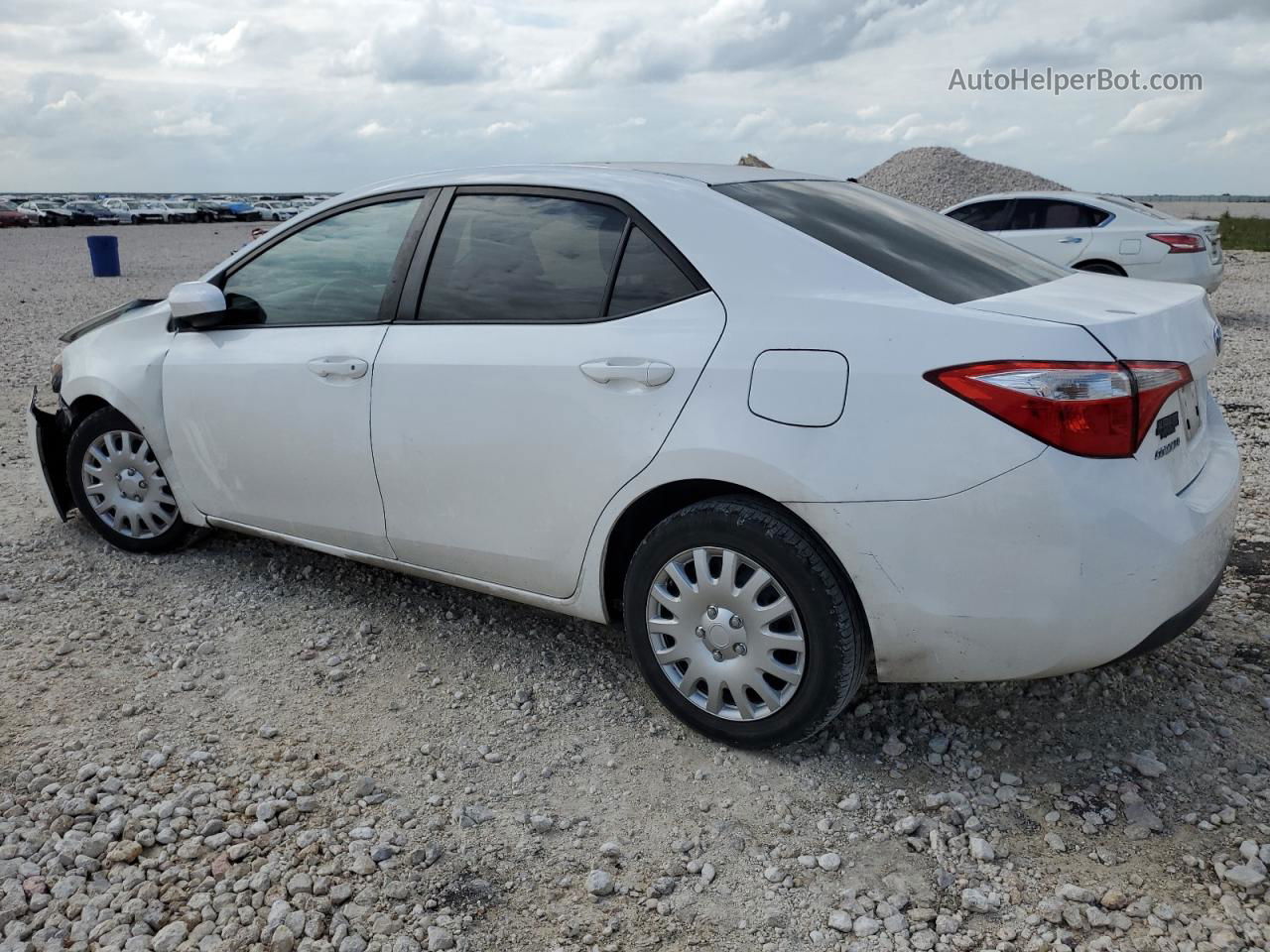 2014 Toyota Corolla L Белый vin: 5YFBURHEXEP038690