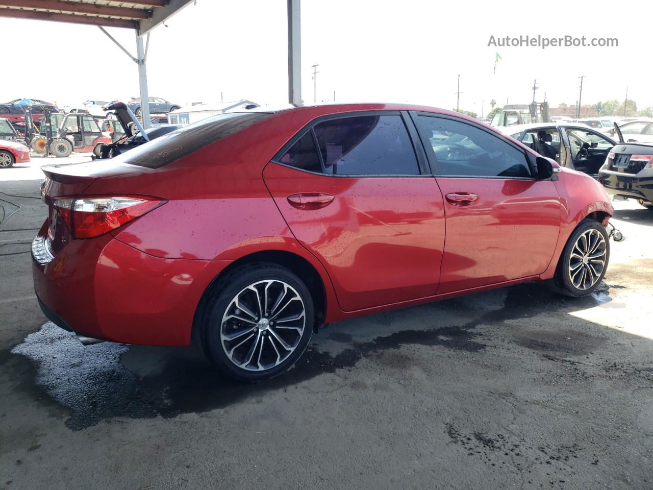 2014 Toyota Corolla L Red vin: 5YFBURHEXEP169005