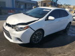 2015 Toyota Corolla L White vin: 5YFBURHEXFP216986