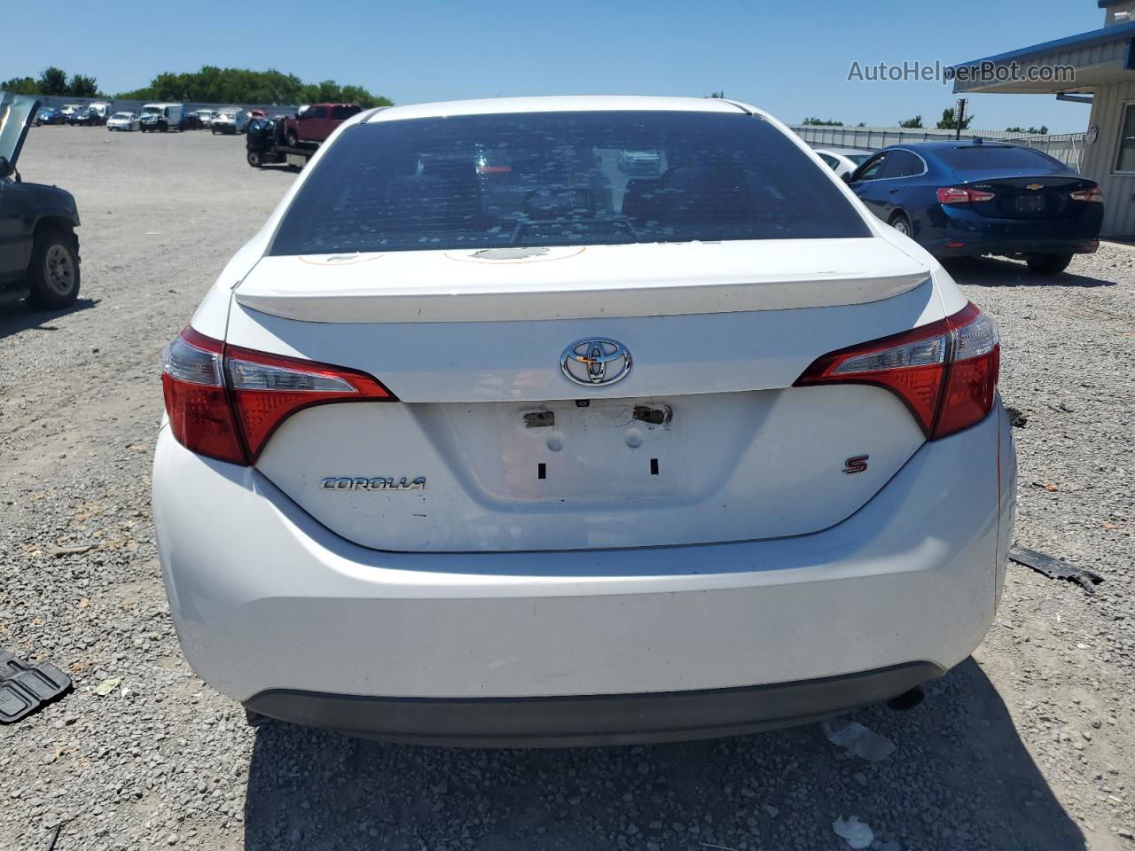 2015 Toyota Corolla L White vin: 5YFBURHEXFP222254