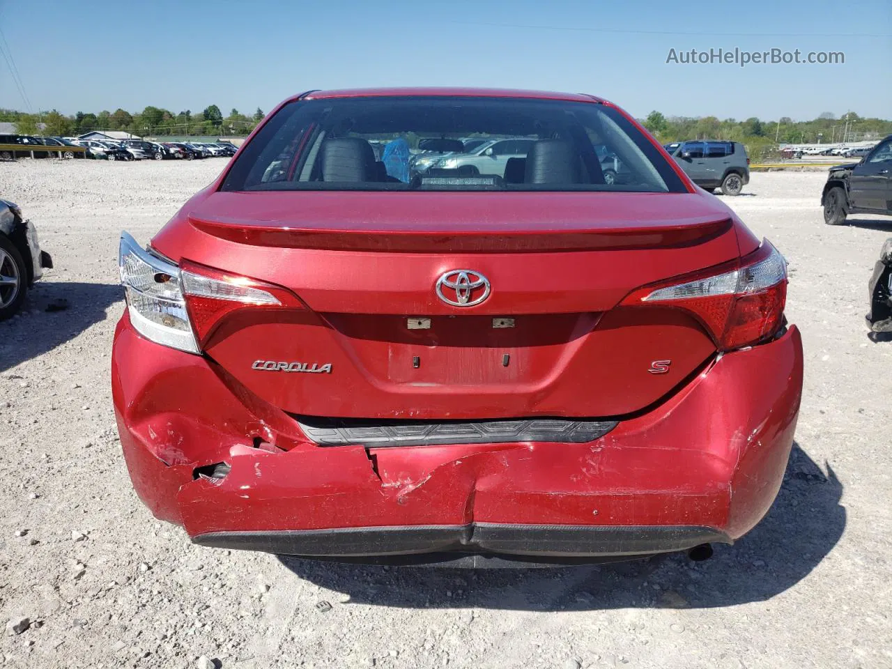 2015 Toyota Corolla L Red vin: 5YFBURHEXFP248451