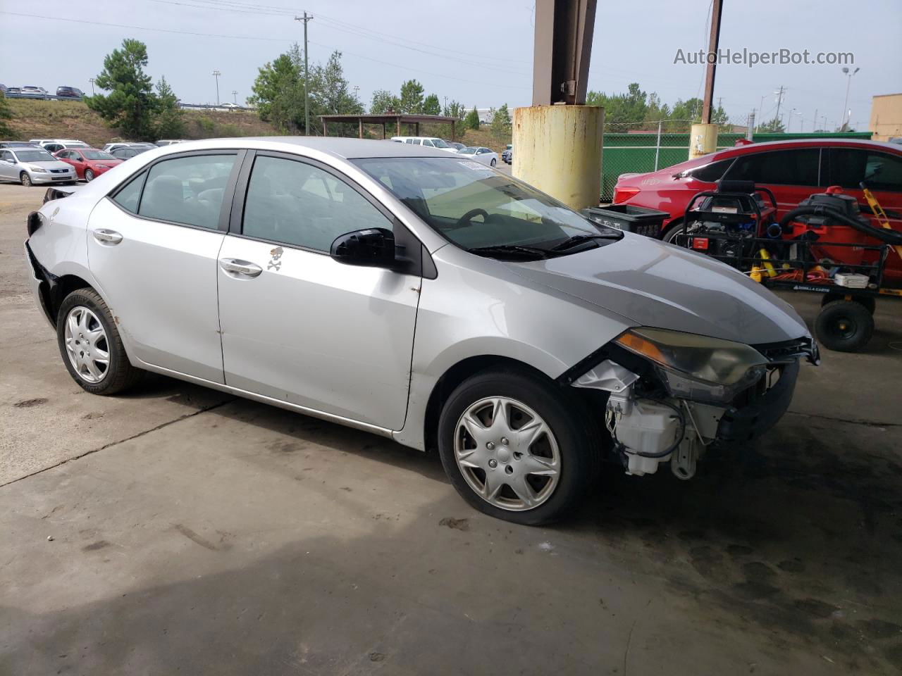 2015 Toyota Corolla L Silver vin: 5YFBURHEXFP263726