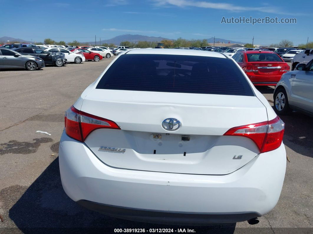 2015 Toyota Corolla Le White vin: 5YFBURHEXFP360201