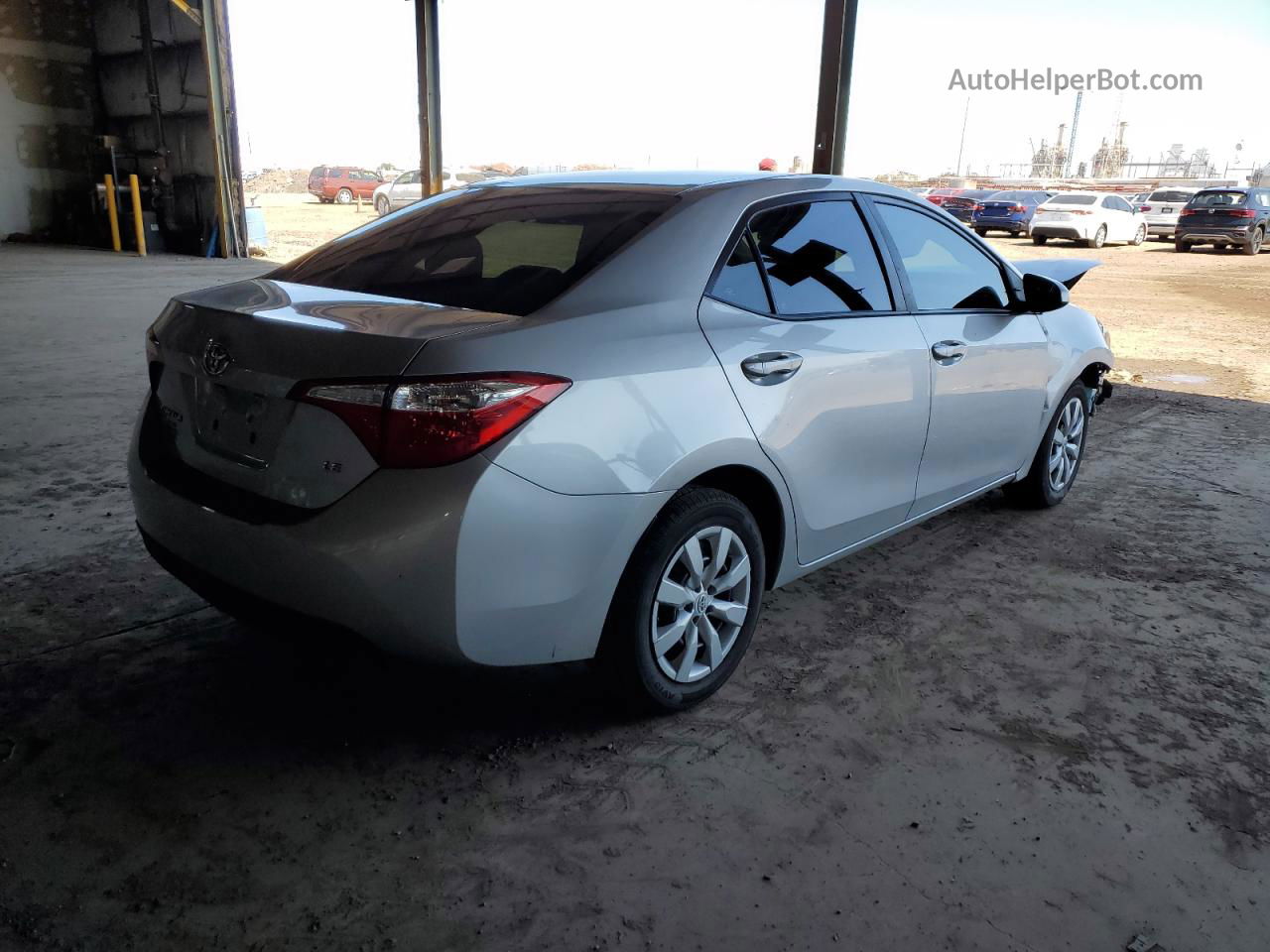 2015 Toyota Corolla L Silver vin: 5YFBURHEXFP362823