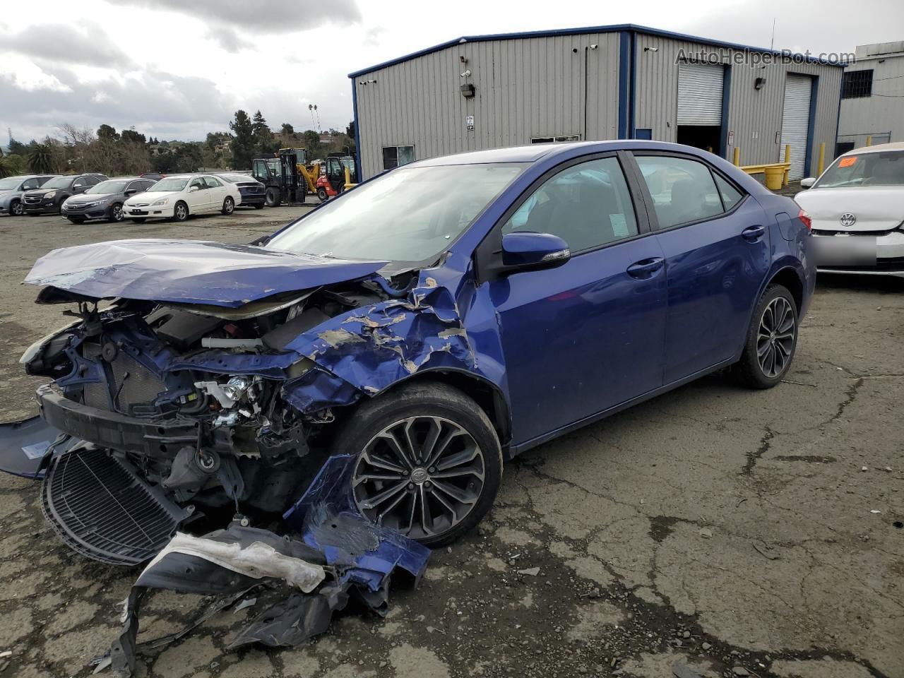 2016 Toyota Corolla L Blue vin: 5YFBURHEXGP474460