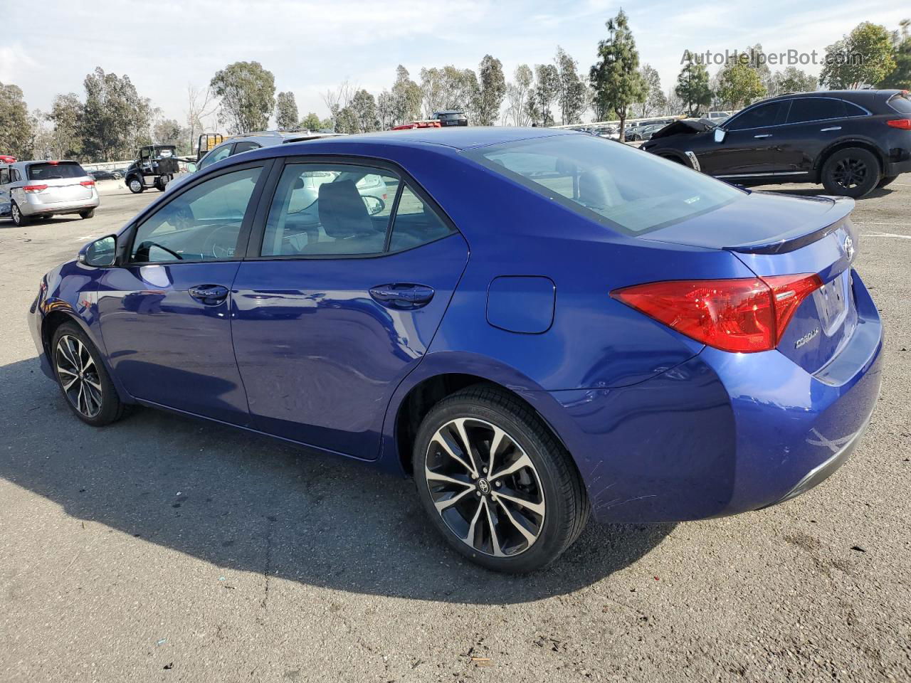 2017 Toyota Corolla L Синий vin: 5YFBURHEXHP637304