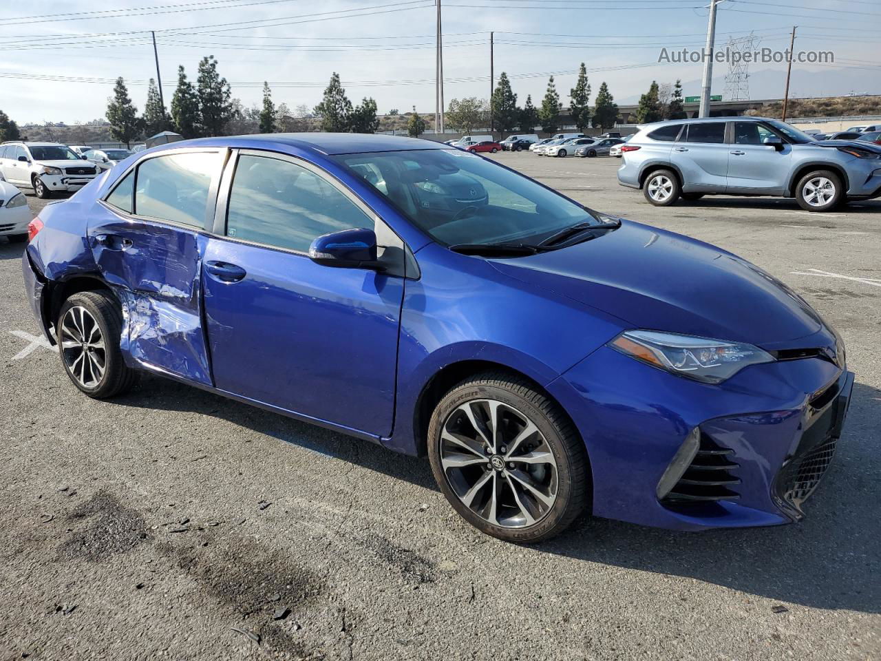 2017 Toyota Corolla L Синий vin: 5YFBURHEXHP637304