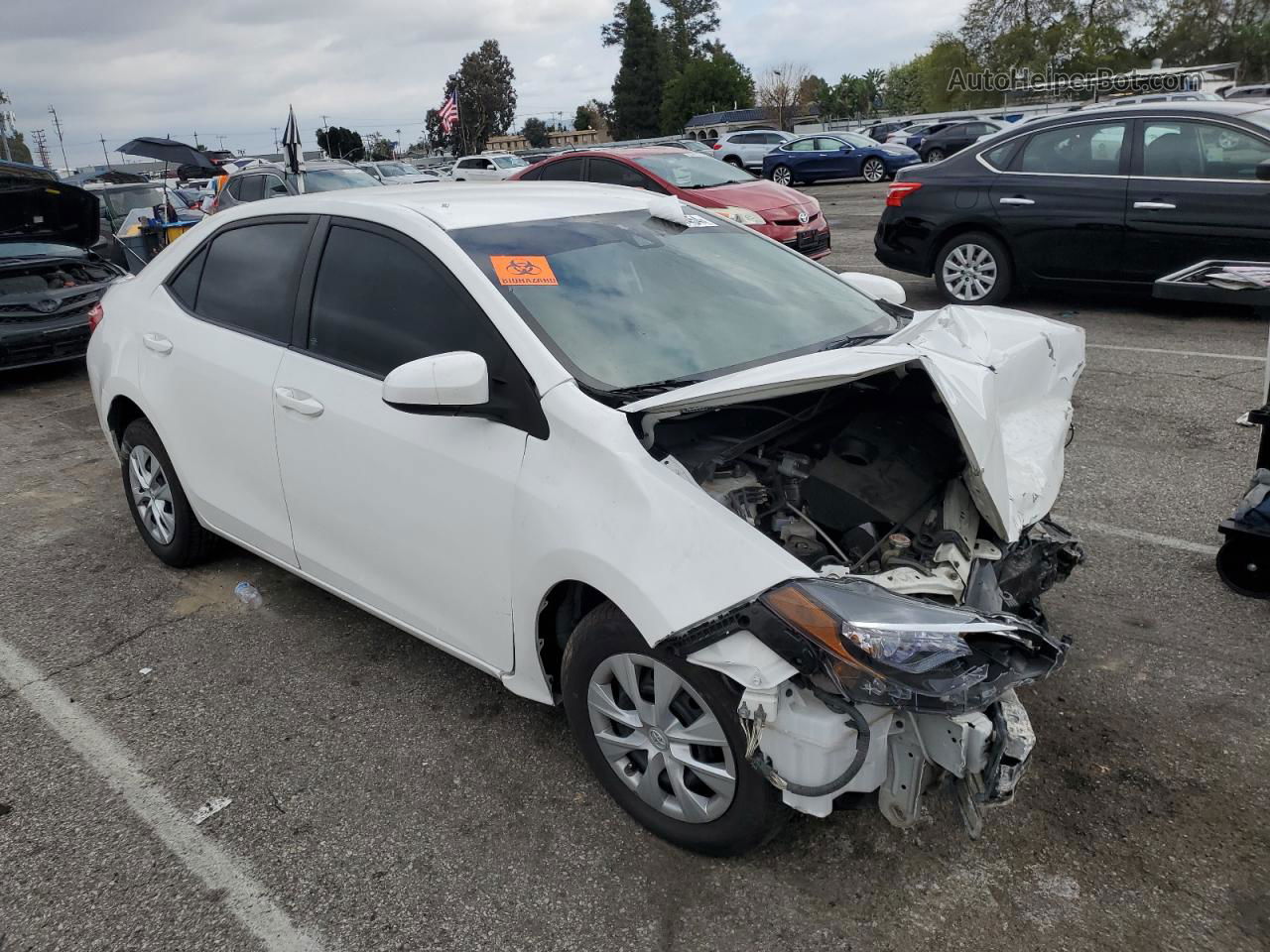 2017 Toyota Corolla L Белый vin: 5YFBURHEXHP722546