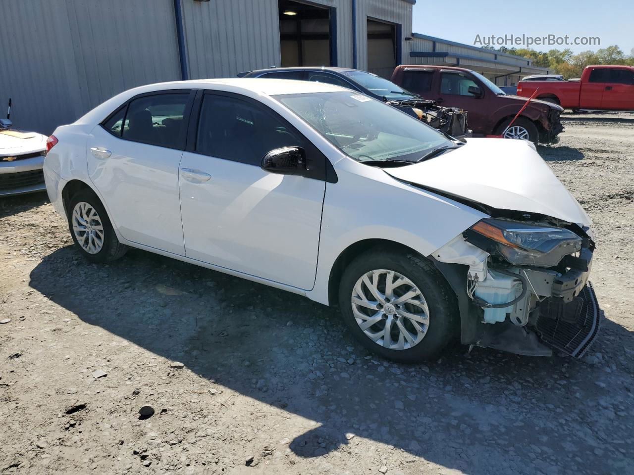 2018 Toyota Corolla L White vin: 5YFBURHEXJP842501