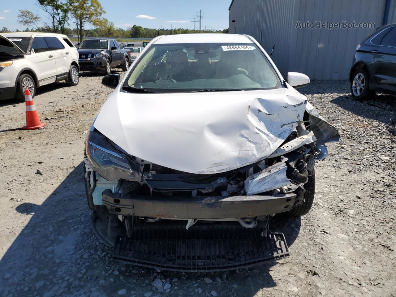 2018 Toyota Corolla L White vin: 5YFBURHEXJP842501