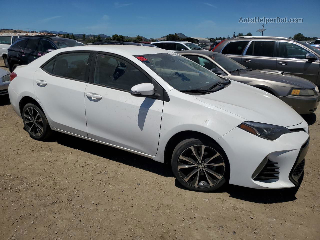 2019 Toyota Corolla L White vin: 5YFBURHEXKP869005