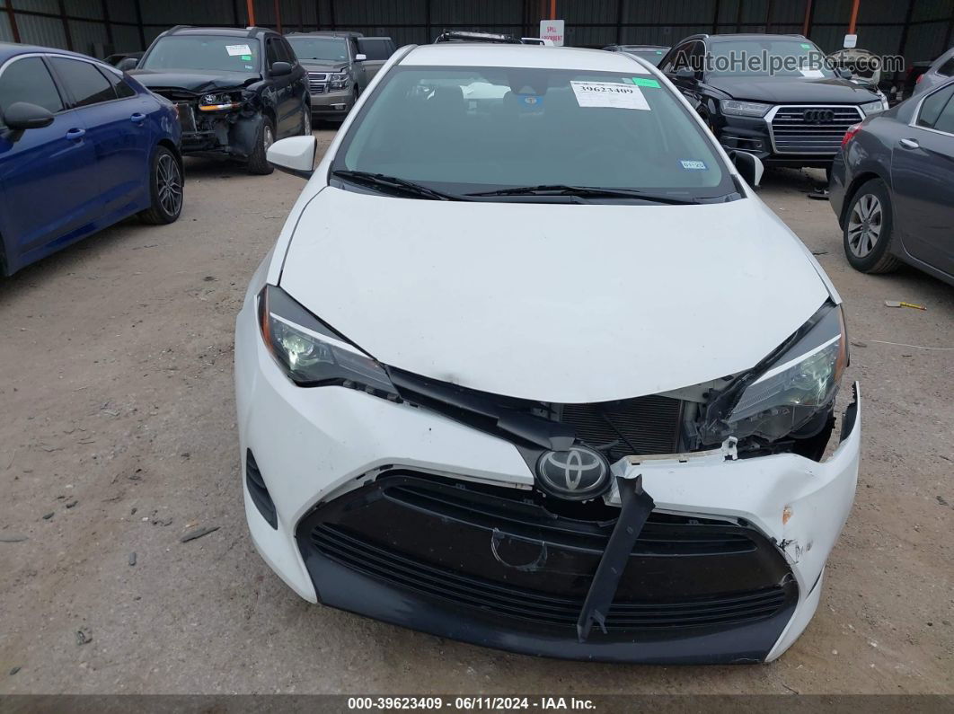 2019 Toyota Corolla Le White vin: 5YFBURHEXKP913925