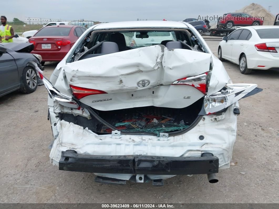 2019 Toyota Corolla Le White vin: 5YFBURHEXKP913925