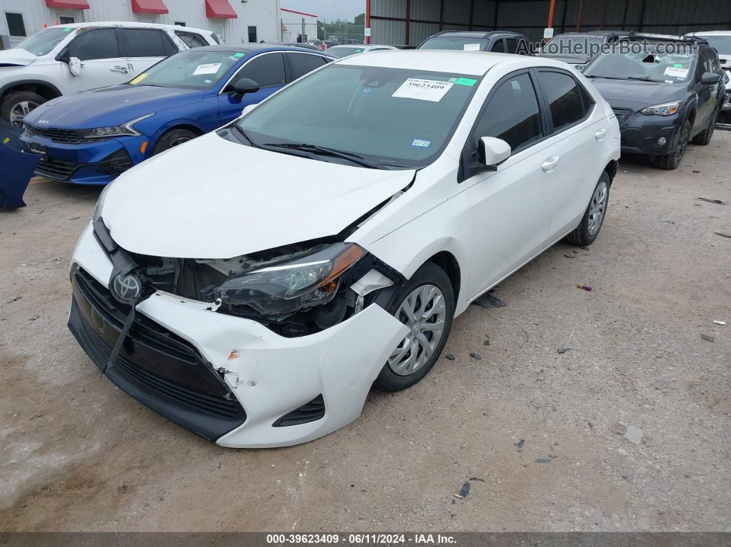 2019 Toyota Corolla Le White vin: 5YFBURHEXKP913925