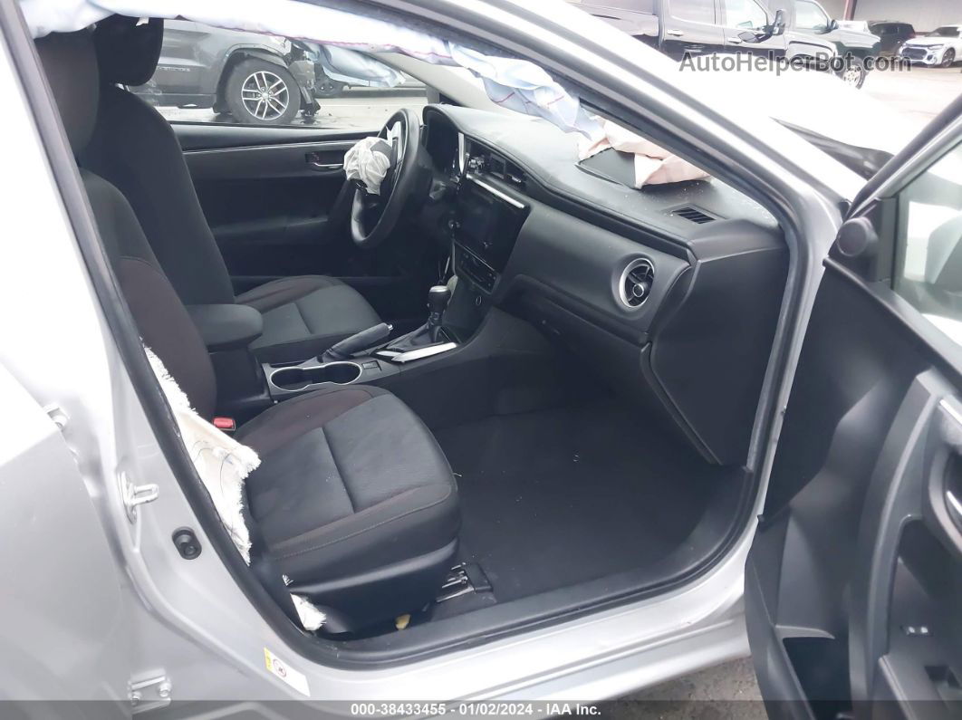 2019 Toyota Corolla Le Silver vin: 5YFBURHEXKP919966