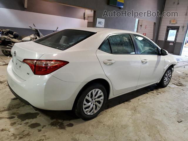 2019 Toyota Corolla L White vin: 5YFBURHEXKP935293