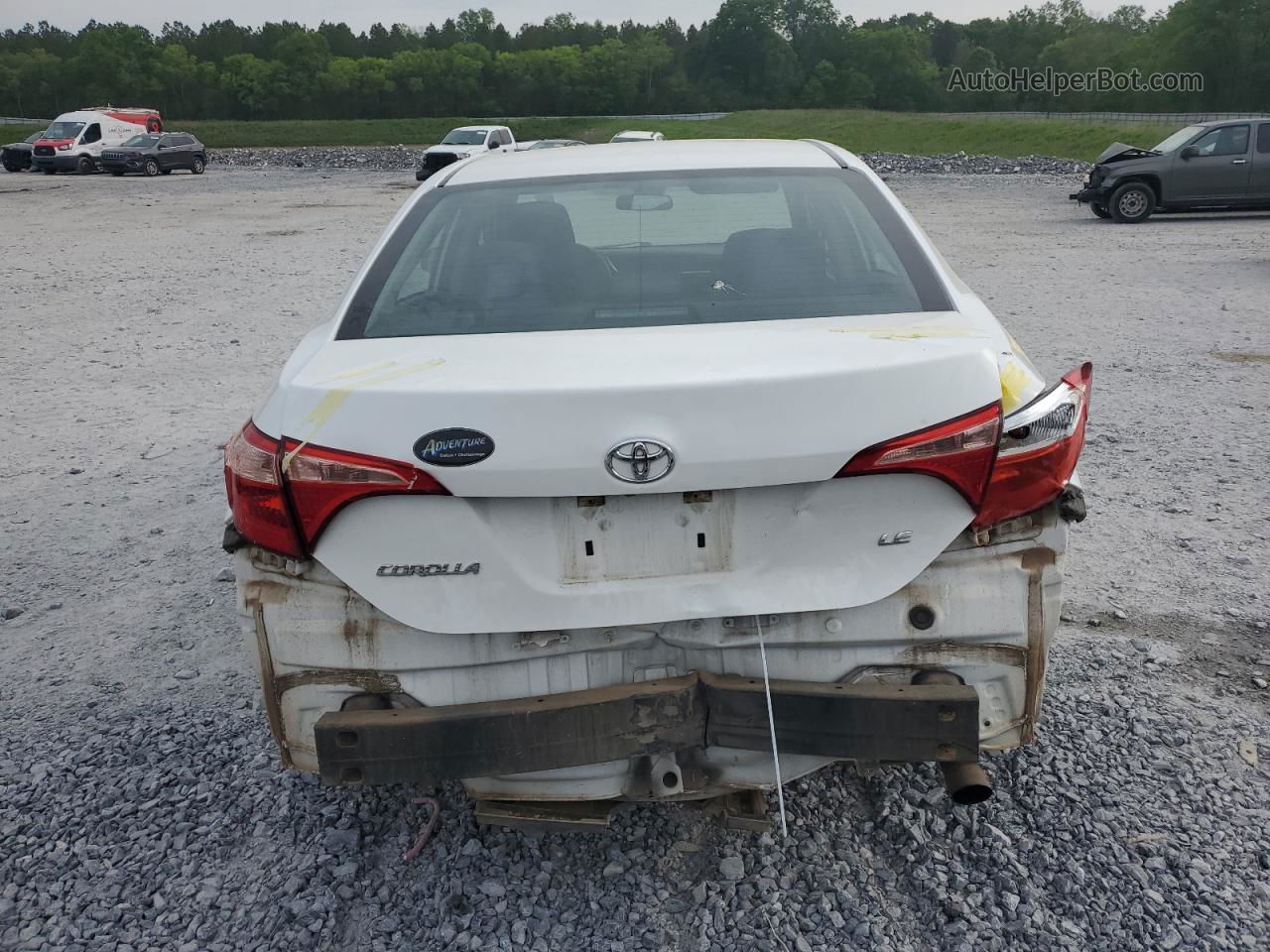 2019 Toyota Corolla L White vin: 5YFBURHEXKP941451