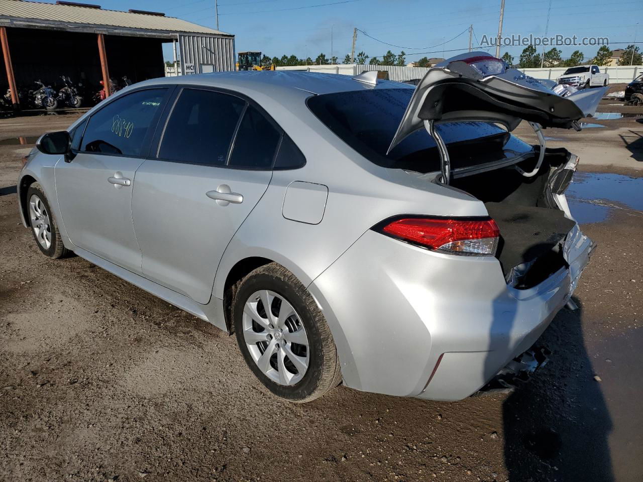 2021 Toyota Corolla Le Silver vin: 5YFEPMAE0MP170857