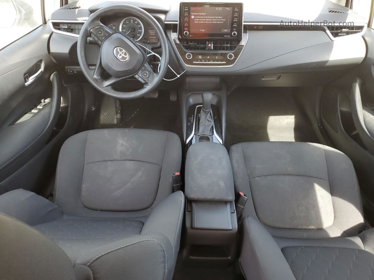 2021 Toyota Corolla Le Серебряный vin: 5YFEPMAE0MP253141