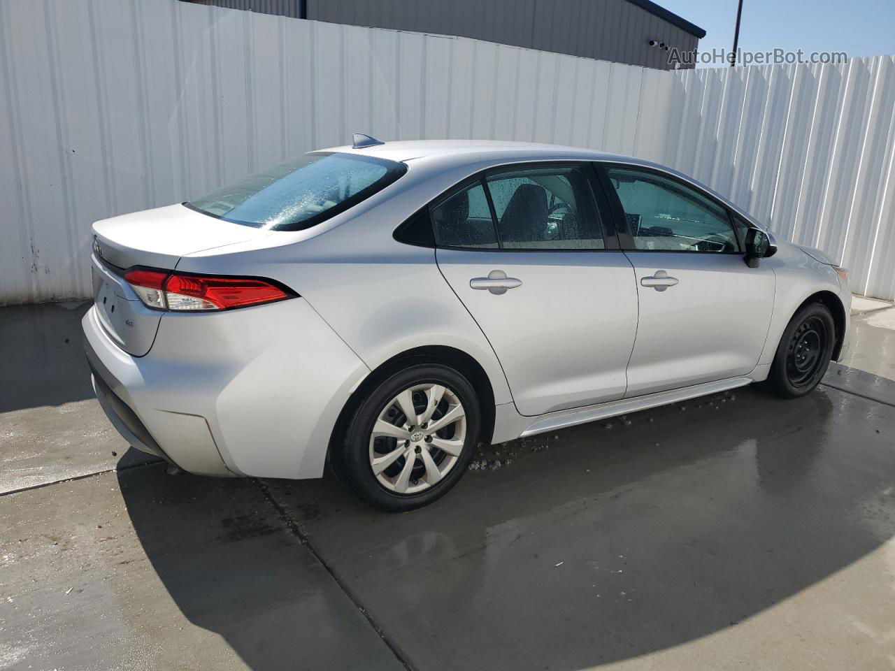 2021 Toyota Corolla Le Silver vin: 5YFEPMAE4MP262926