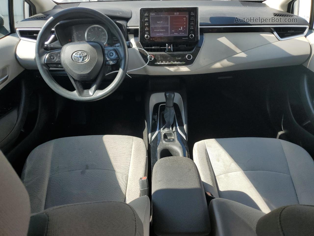 2021 Toyota Corolla Le Silver vin: 5YFEPMAE4MP262926