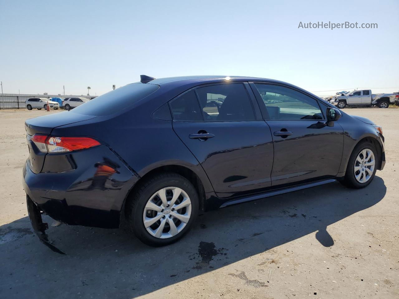 2021 Toyota Corolla Le Blue vin: 5YFEPMAE5MP174600