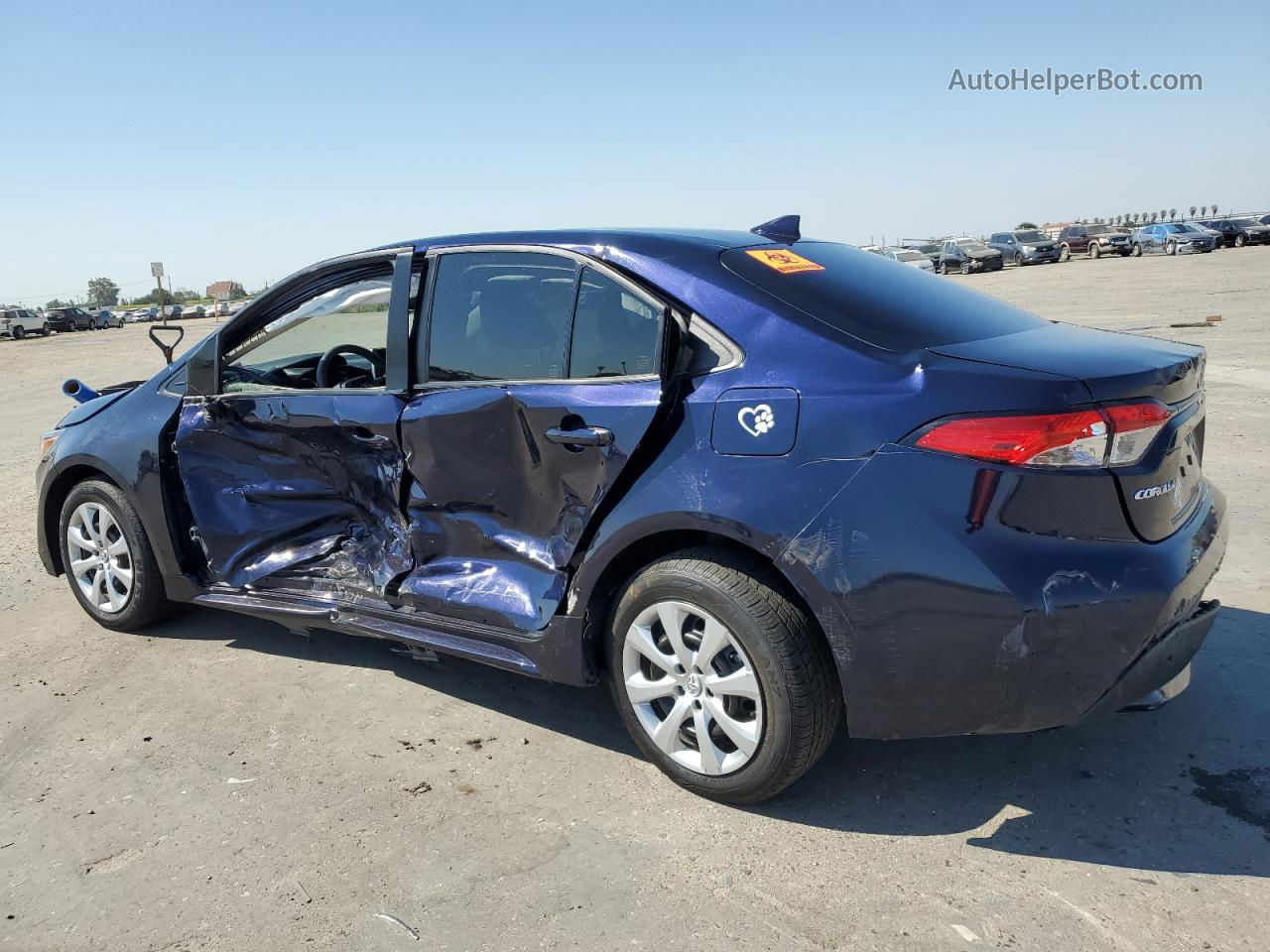 2021 Toyota Corolla Le Blue vin: 5YFEPMAE5MP174600