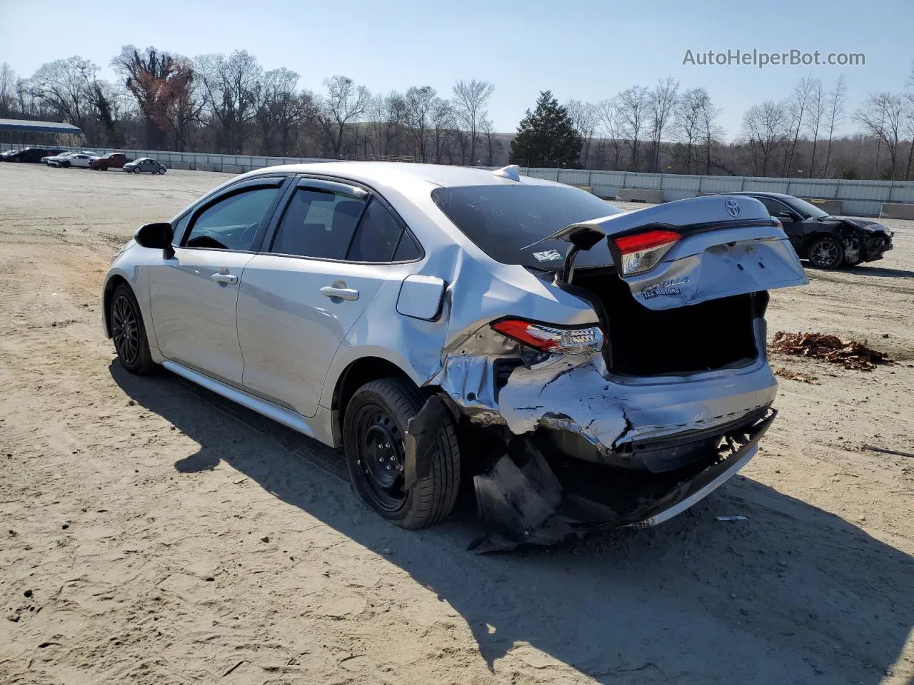 2021 Toyota Corolla Le Silver vin: 5YFEPMAE5MP191459