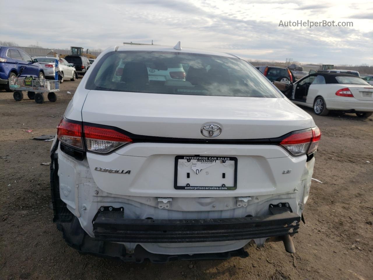 2021 Toyota Corolla Le White vin: 5YFEPMAE6MP201500