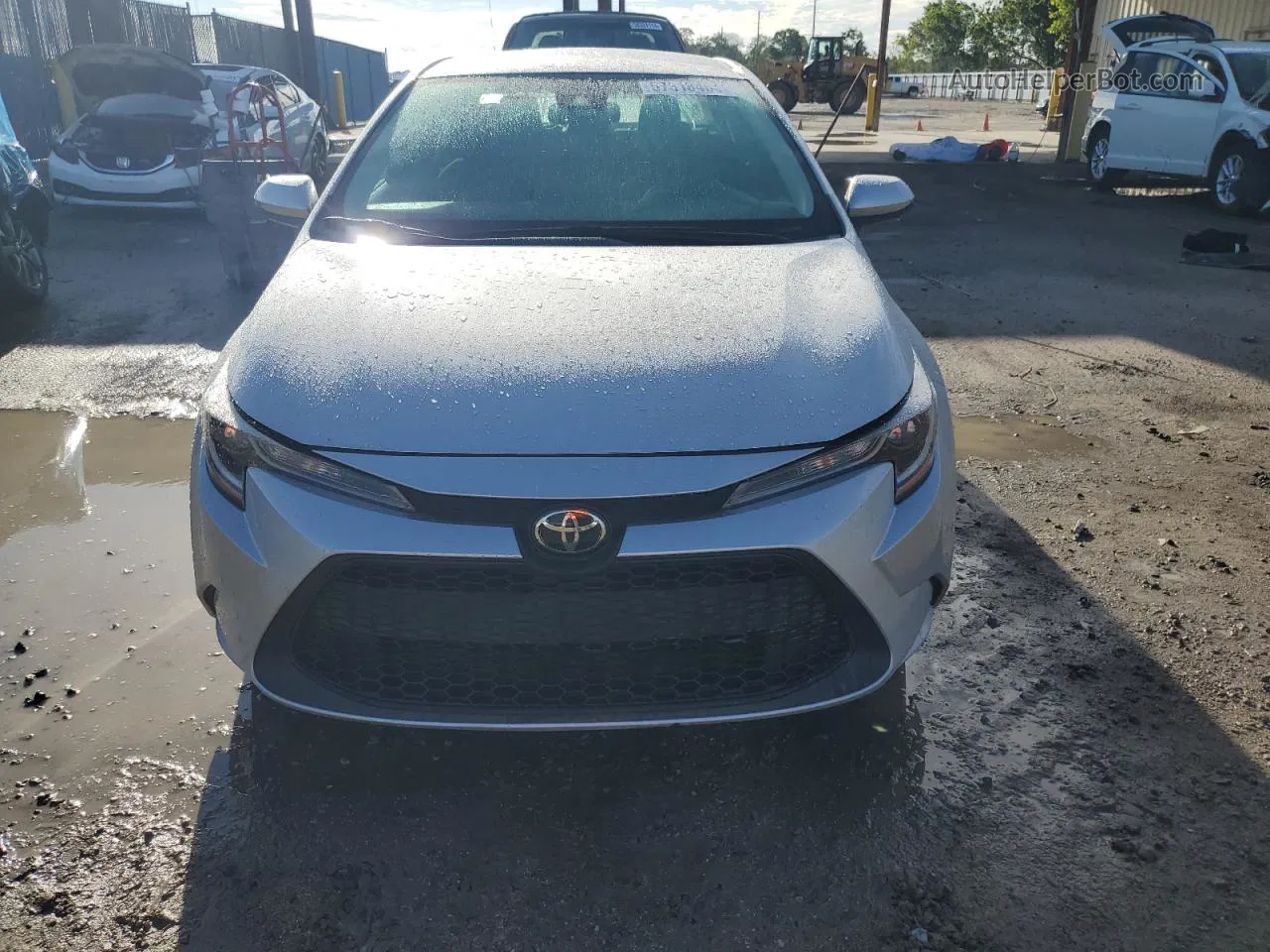 2021 Toyota Corolla Le Silver vin: 5YFEPMAE6MP242225