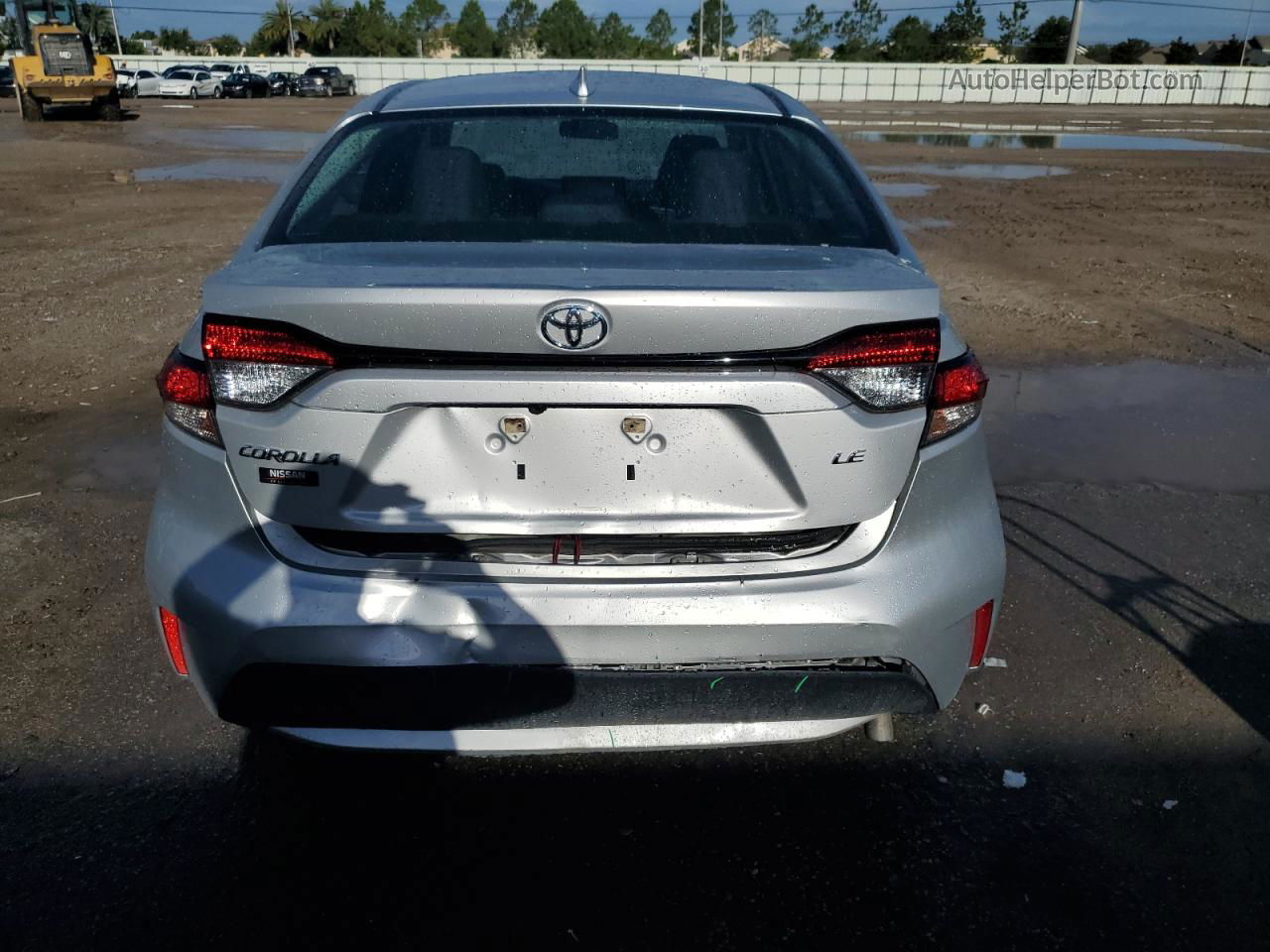 2021 Toyota Corolla Le Silver vin: 5YFEPMAE6MP242225