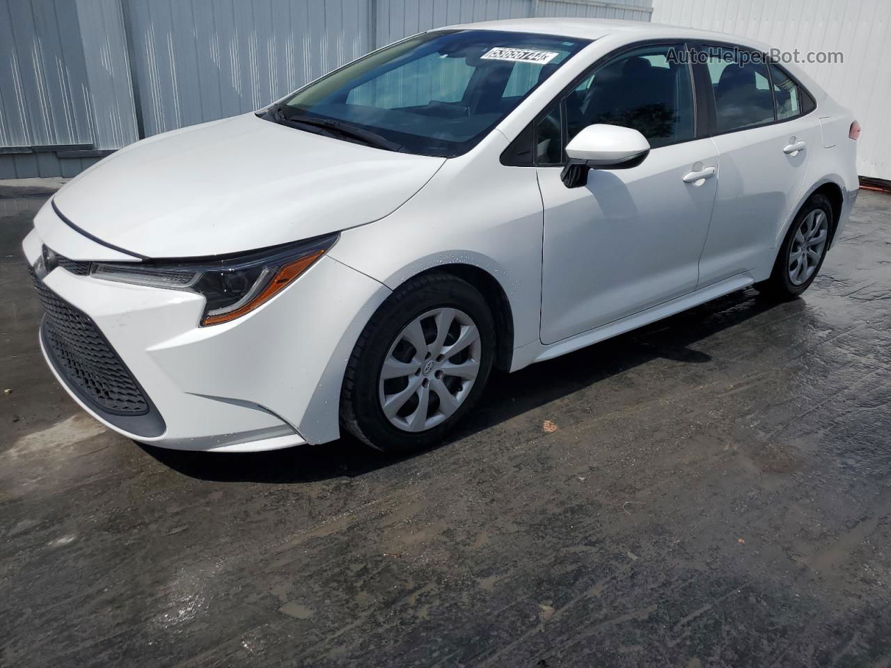 2021 Toyota Corolla Le White vin: 5YFEPMAE8MP152719